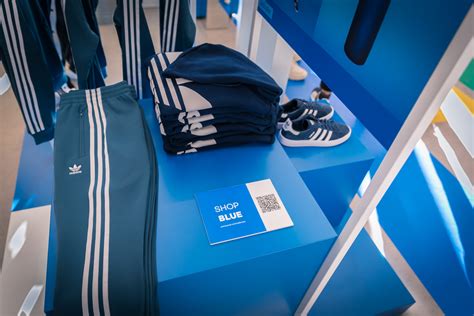 yoox adidas originals